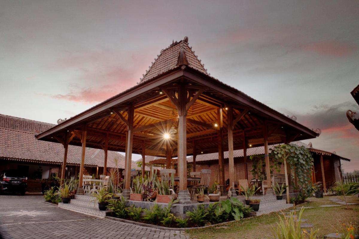 Bhumi Kasuryan Borobudur - Housity