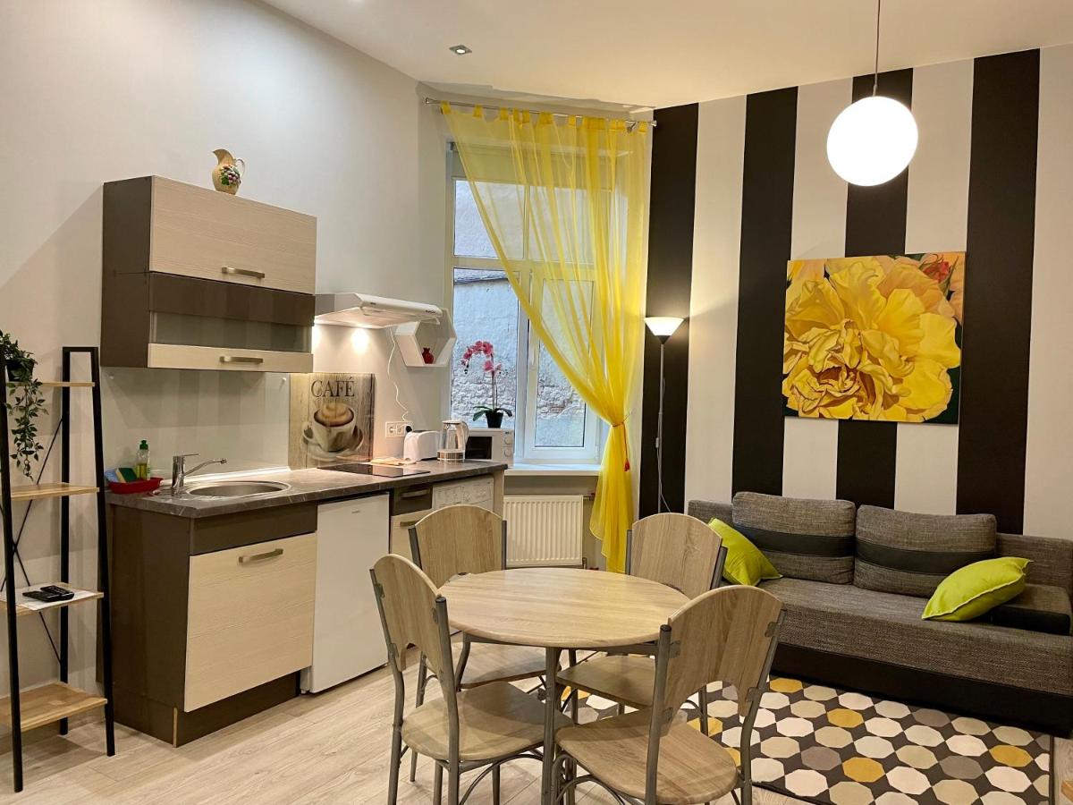Apartments in Art Nouveau District - Housity