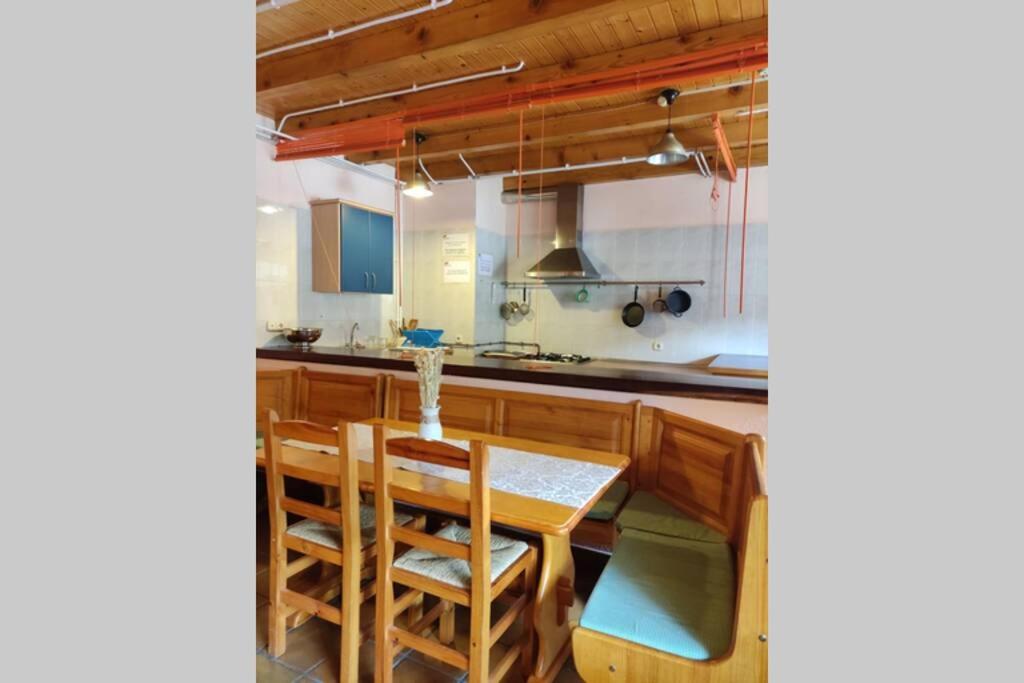 Albergue Las escuelas - Housity