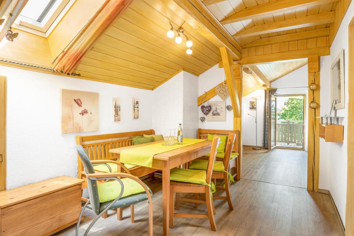Wander und Aktiv Hotel Rösslwirt - Housity