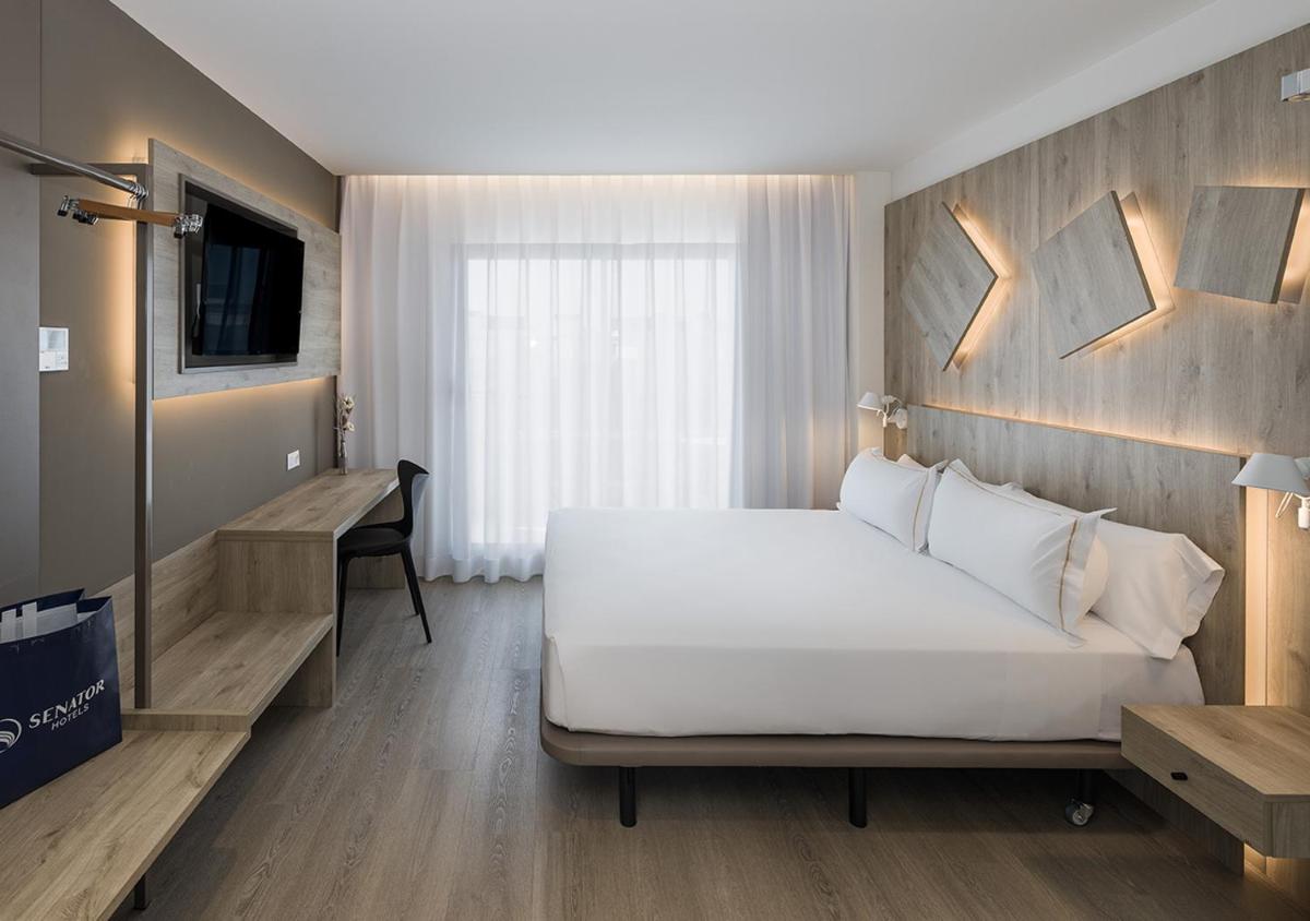 Cama o camas de una habitación en Senator Gandia