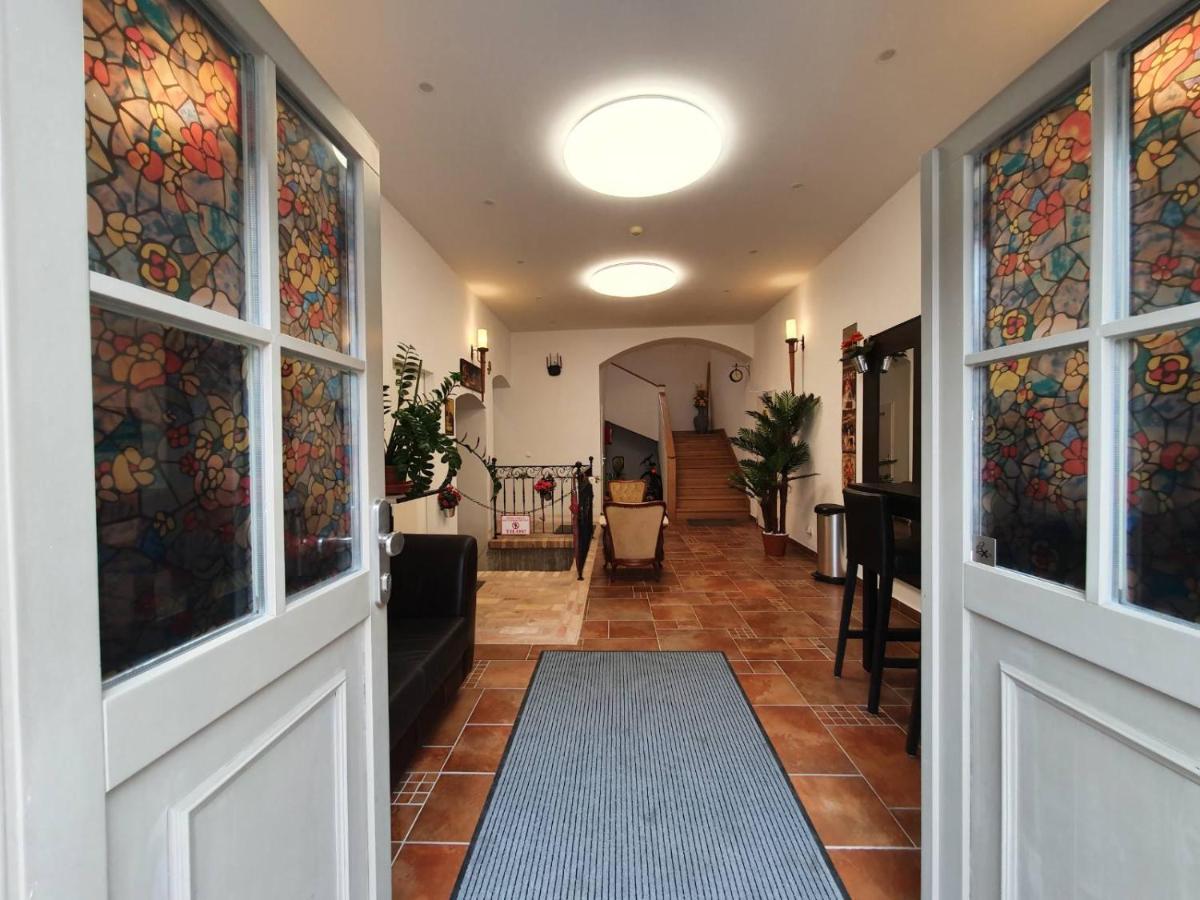 A-M Condominium - Housity