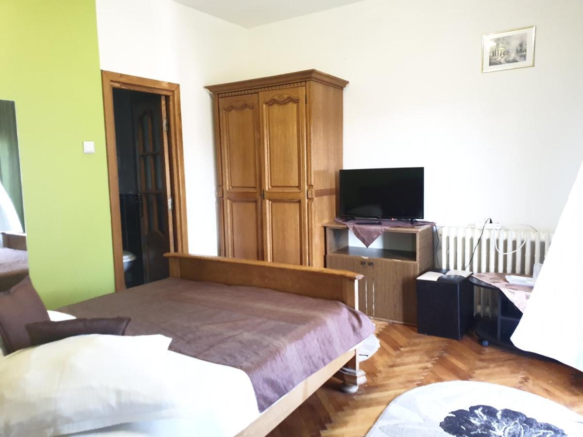 Pensiunea ODN - Housity