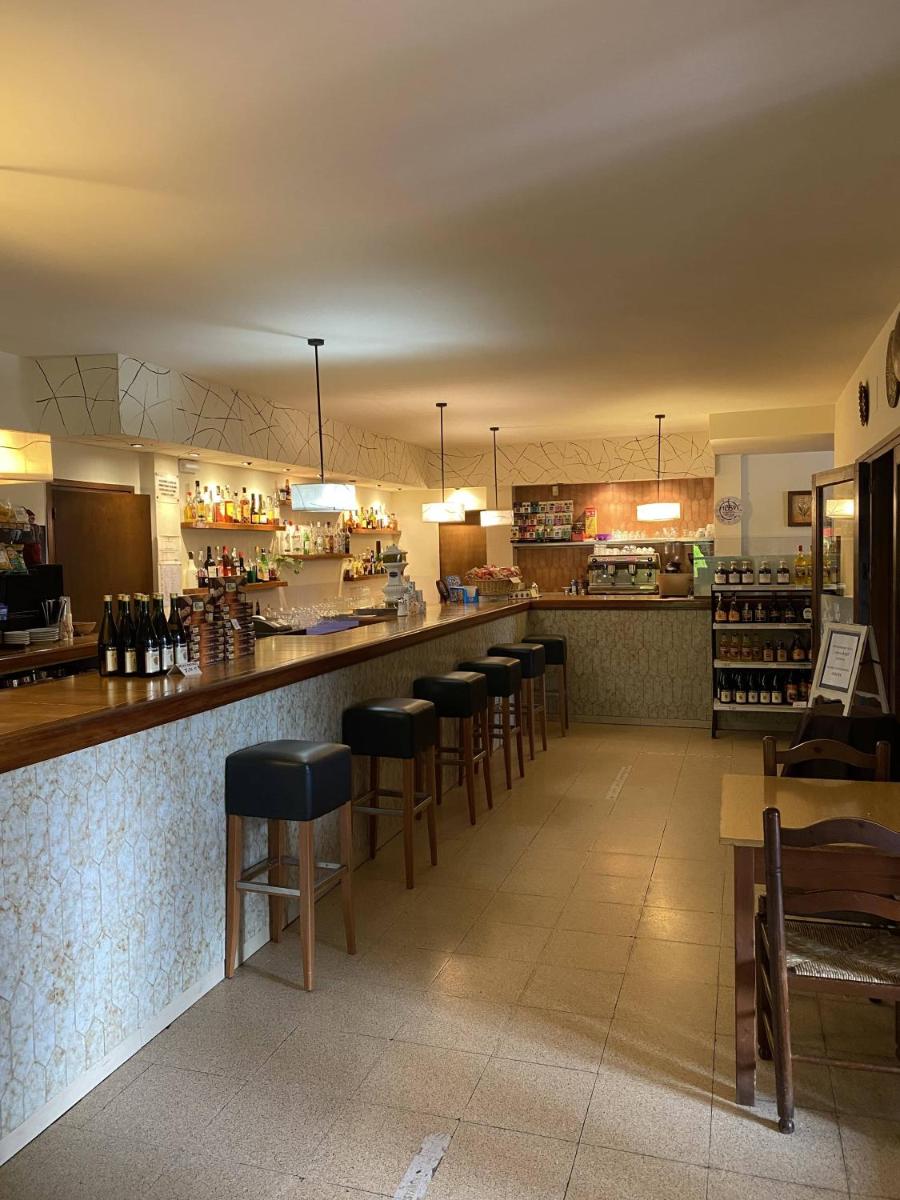 Hostatgeria i Restaurant Coll de Condreu - Housity