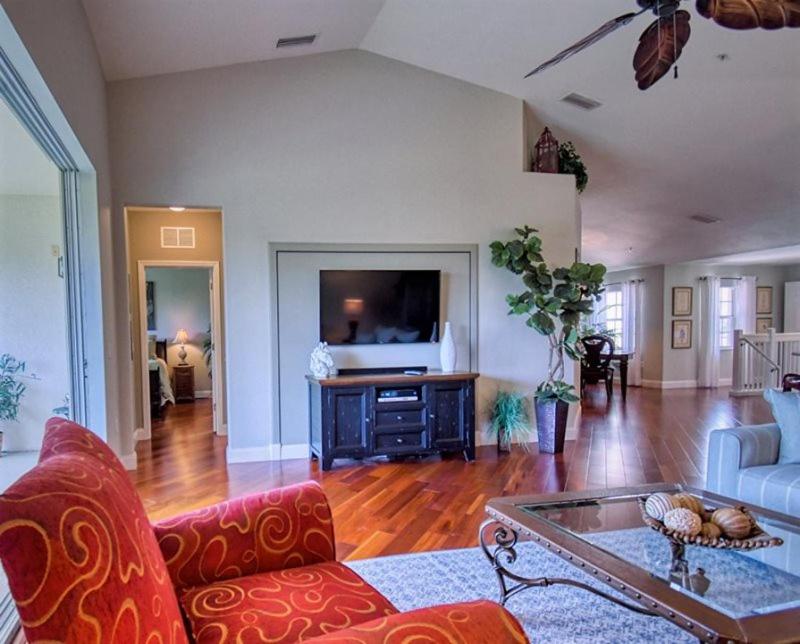Sabal Pointe at Majestic Palms 1004 - Housity