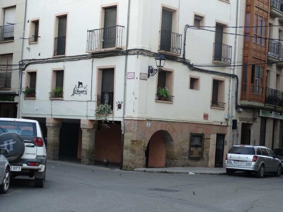 El Herrador - Housity