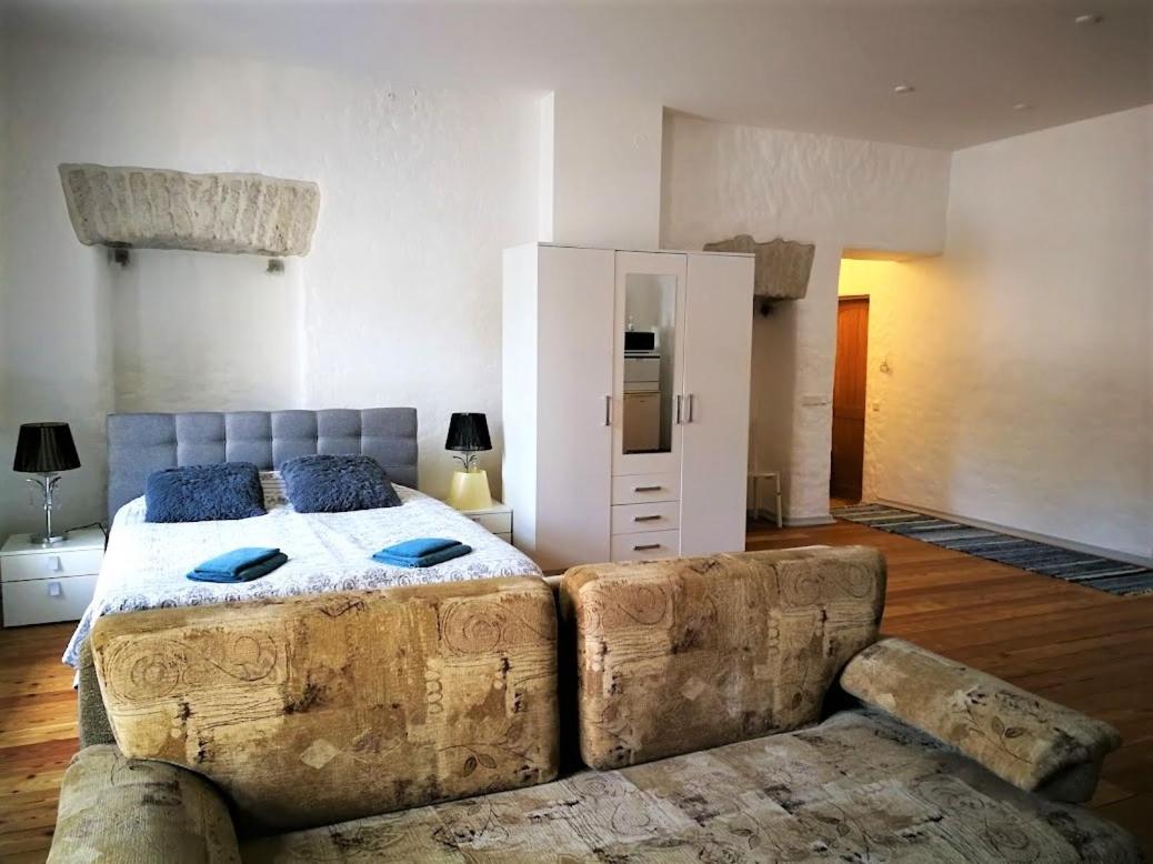 Perfect stay in Old Town with Parking - Housity