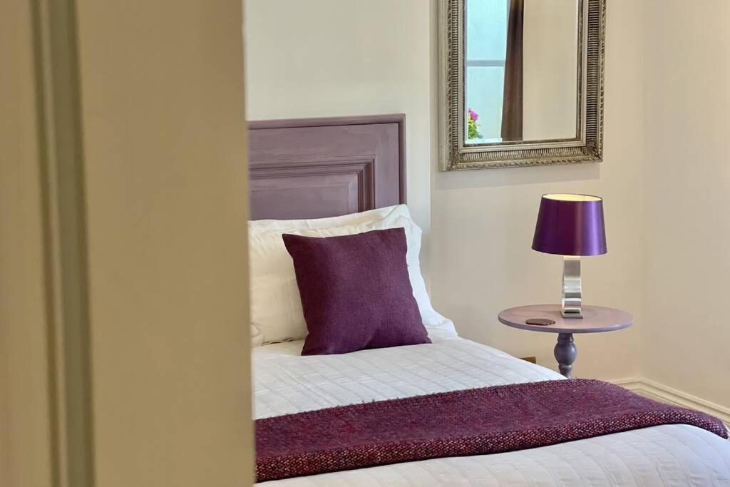 Lavender Apartment - Spacious apartment close to the beach - Housity