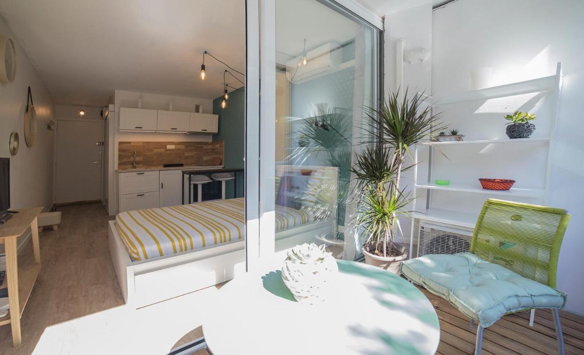 Bleu horizon - Housity