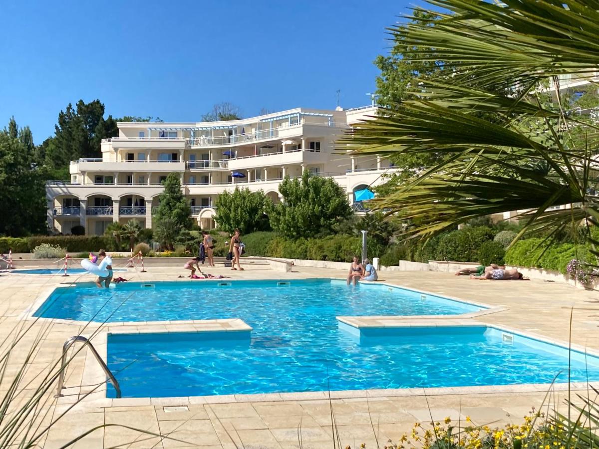 Studio à 300m de la plage, parc, piscine, terrasse - Housity