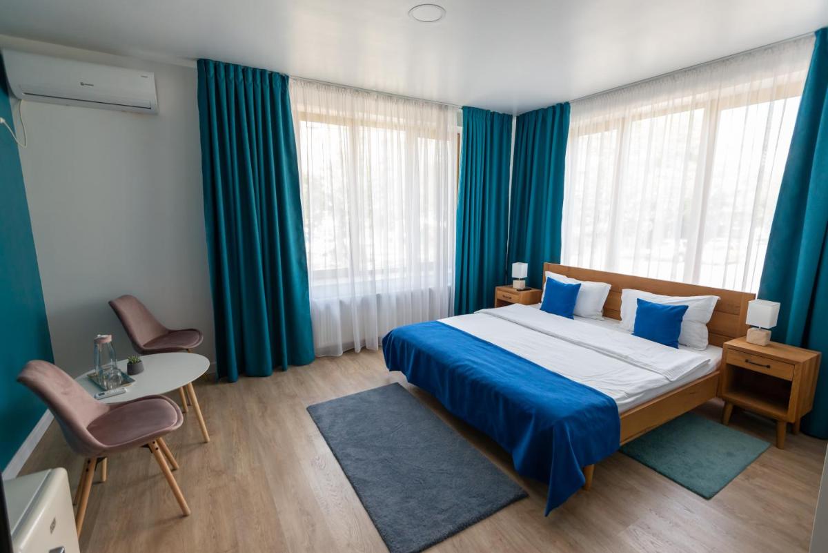 English House - Housity