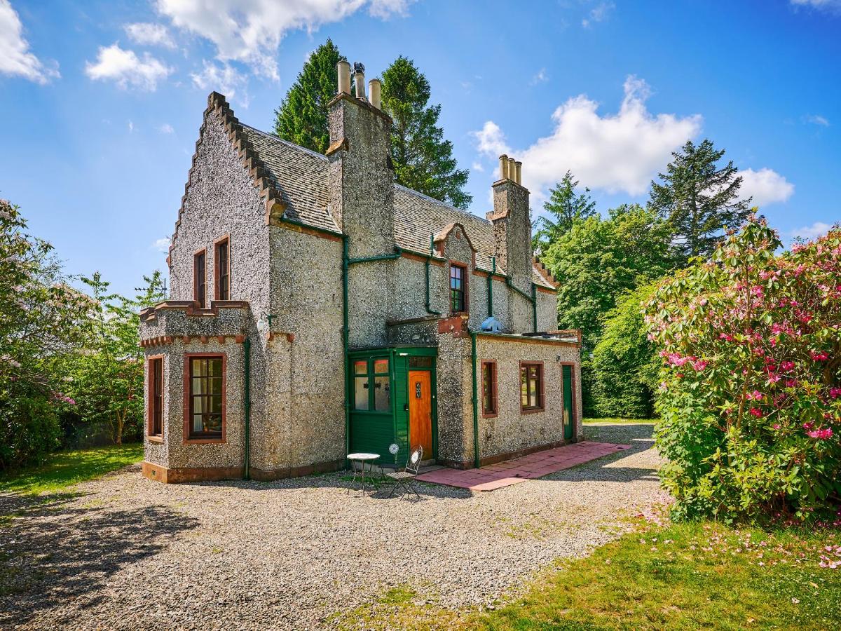 West Lodge - Housity