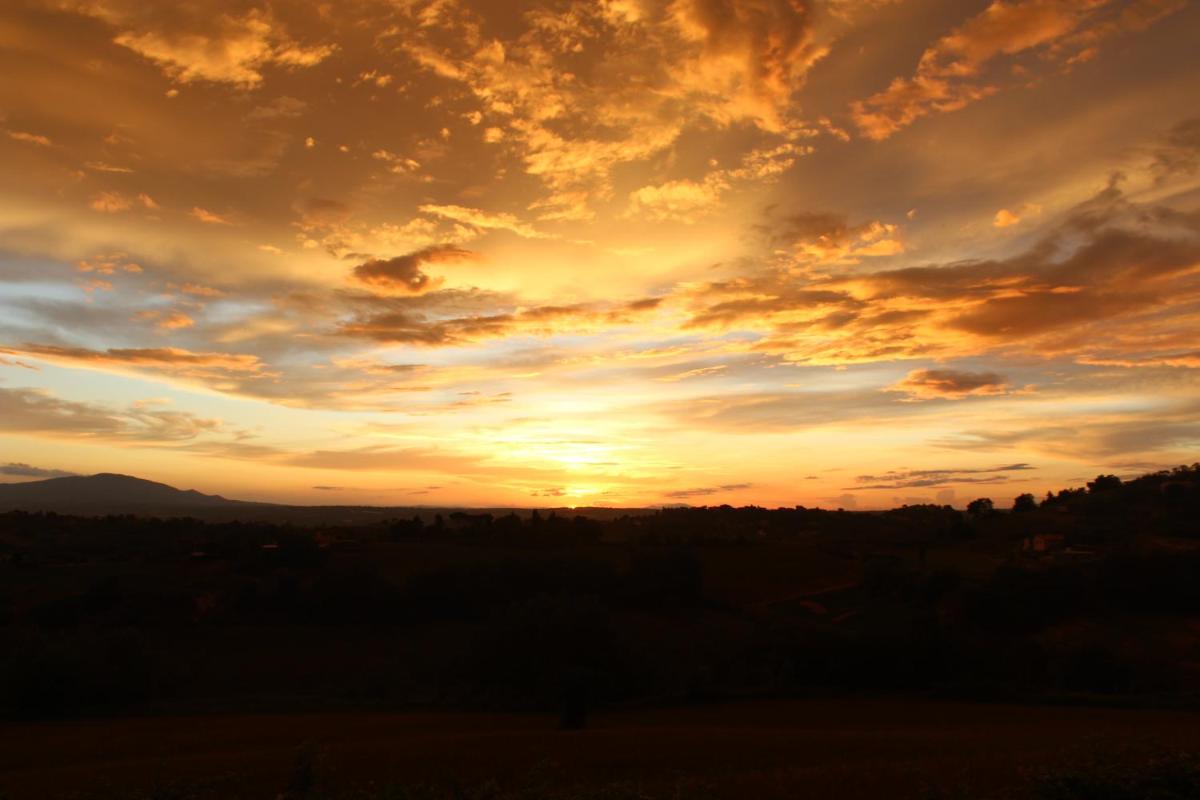 Suitetrails - Villa Mirella Country House