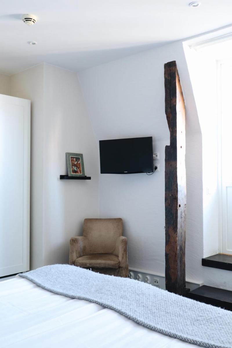 Kalk Hotel - Housity