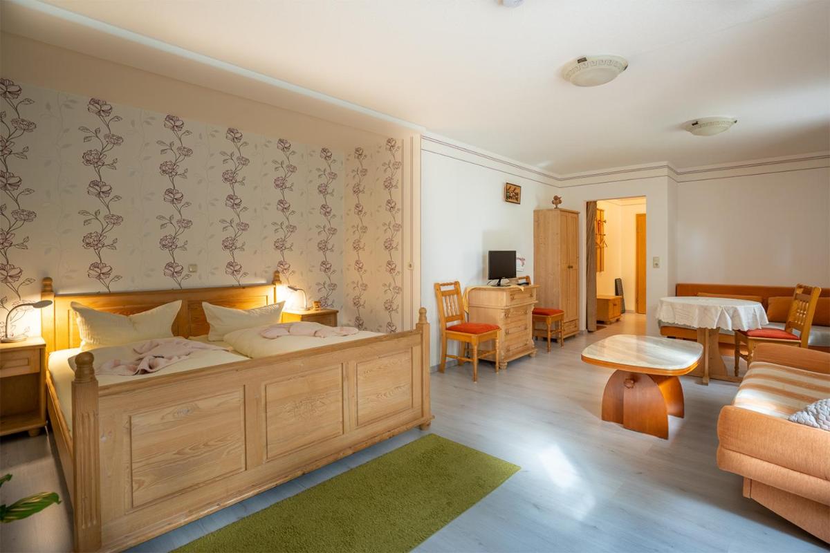 Pension Spielzeughof - Housity