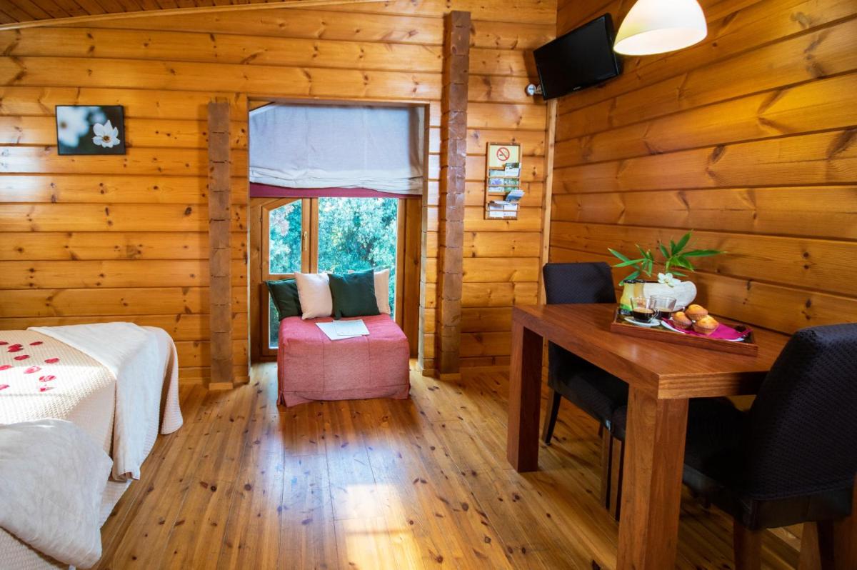 Hotel Somlom - ECO Friendly Montseny - Housity