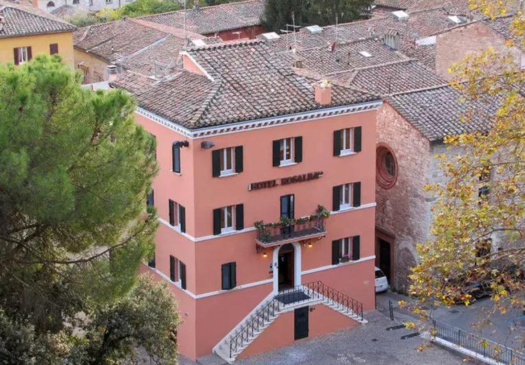 Hotel Rosalba Perugia - Housity
