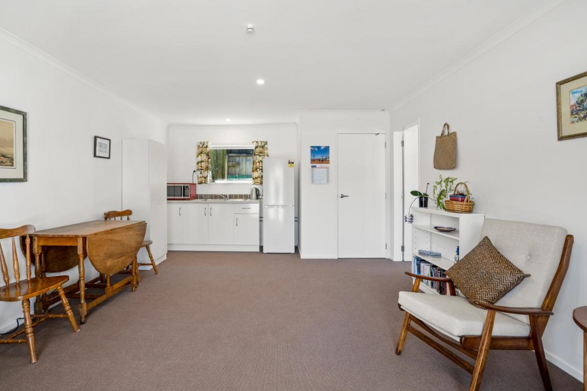 Karori Kabin - Karori Holiday Home - Housity