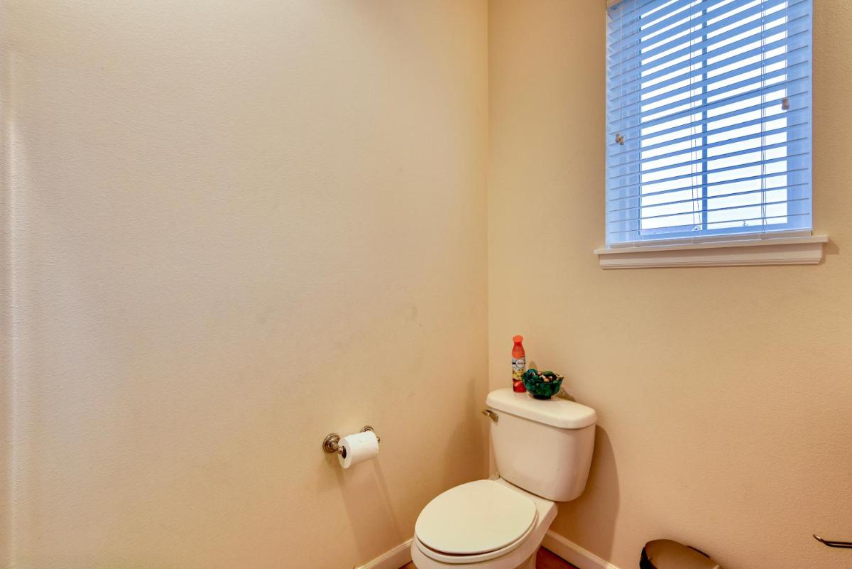 close LW1 Renovation or staycation - Housity