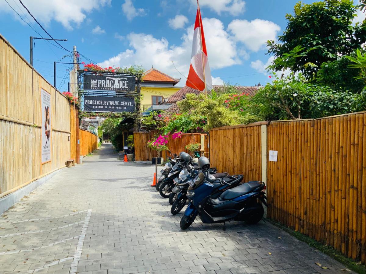 Putu Homestay - Housity