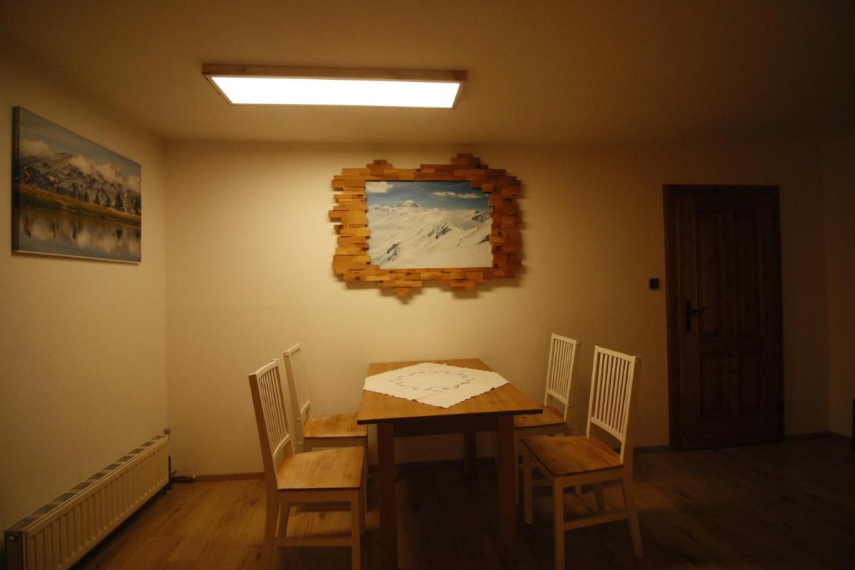Suitetrails - Bio Bauernhof - Mini Shetland Ponyhof 