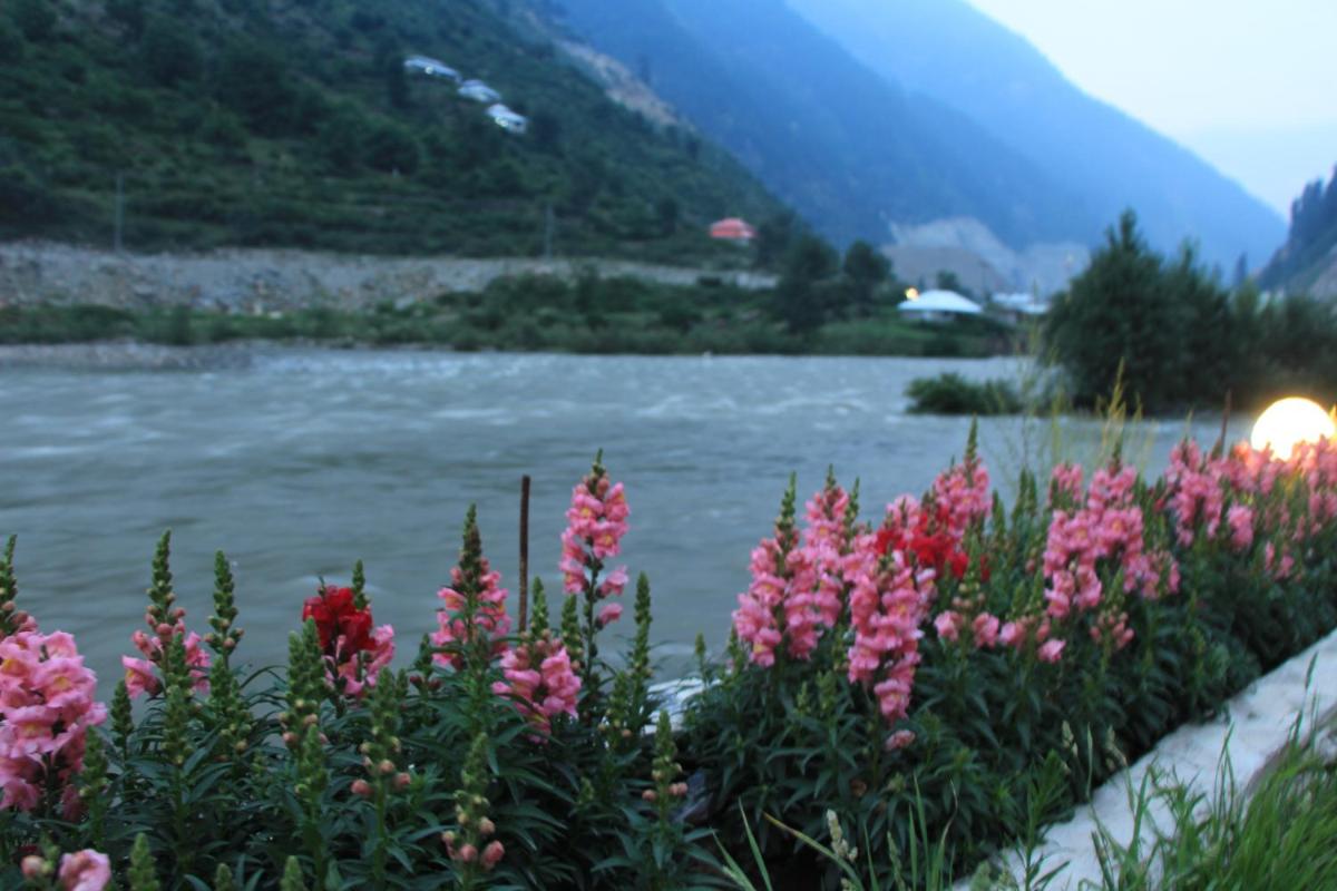 Suitetrails - Parhena Cottages Bella Naran