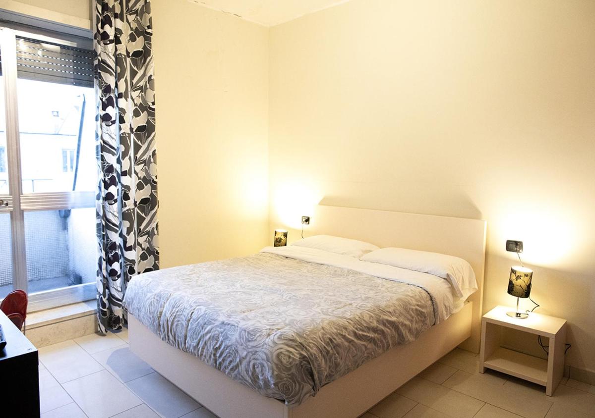 Smart Central Apartments Bayres - Housity