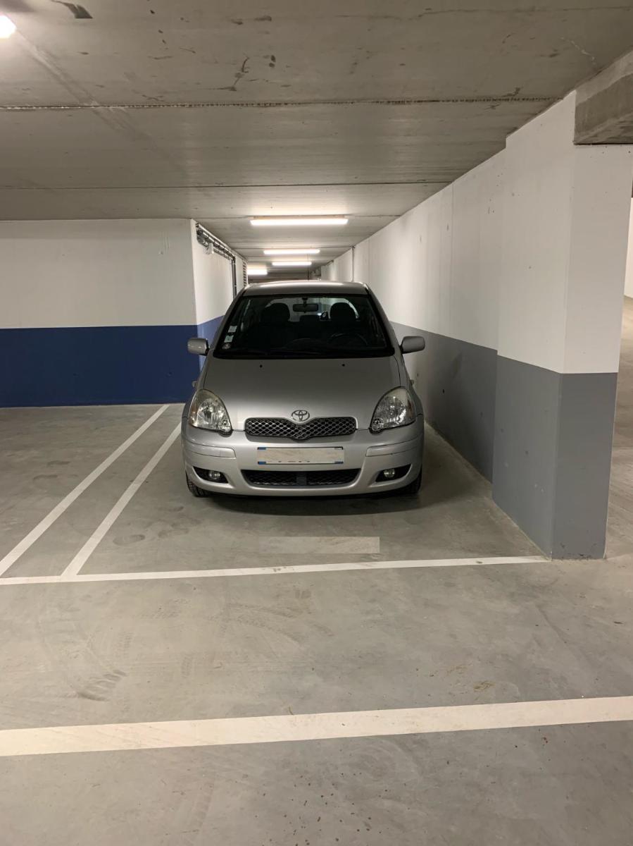 2 Pièces - Europe - Confort - Housity