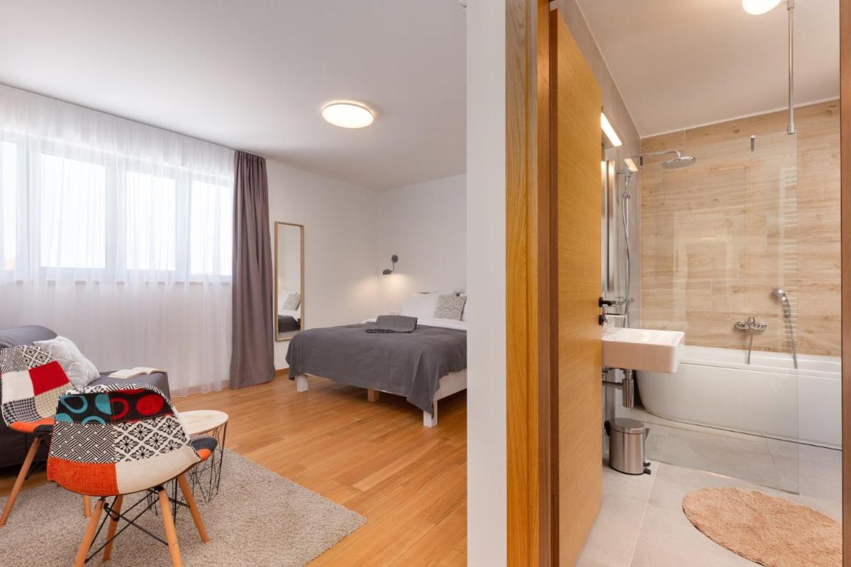 Villa Activia - Housity