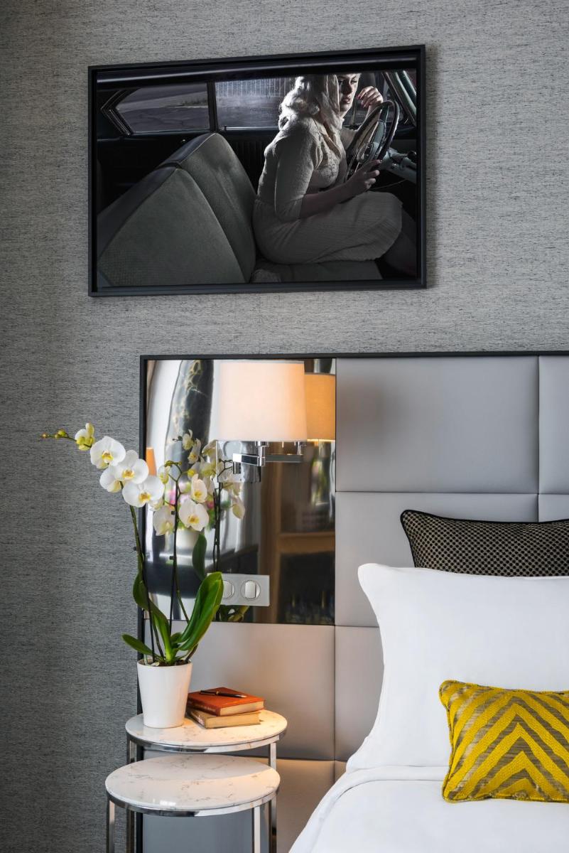 Un ou plusieurs lits dans un hébergement de l'établissement Sofitel Paris Baltimore Tour Eiffel