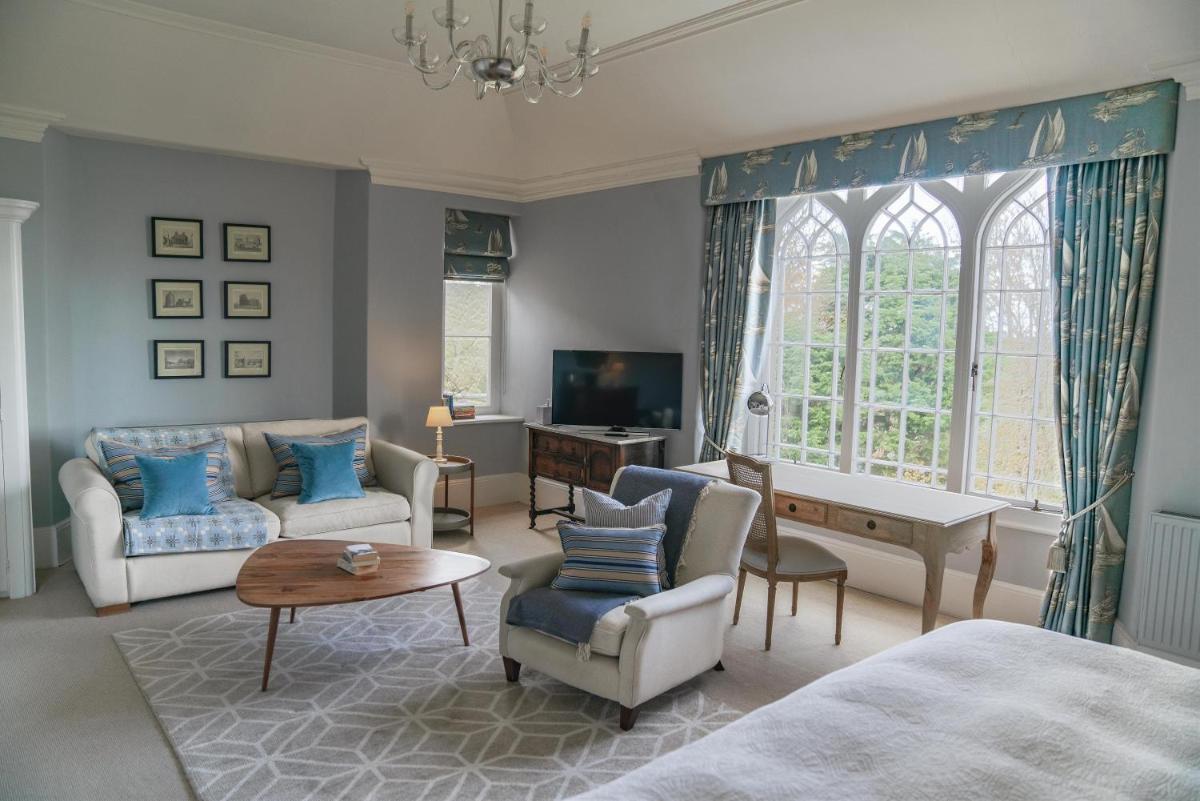 Penally Abbey Country House Hotel and Restaurant - Housity