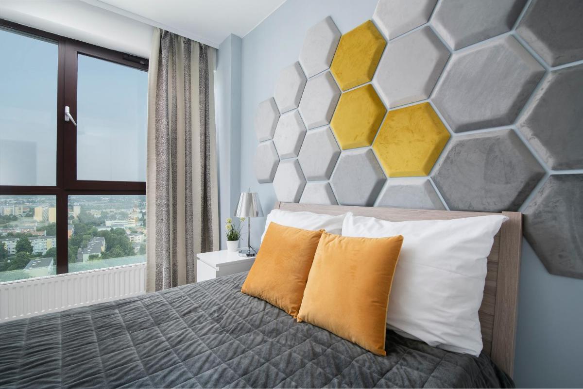 EASY RENT Apartments - SKY - Housity