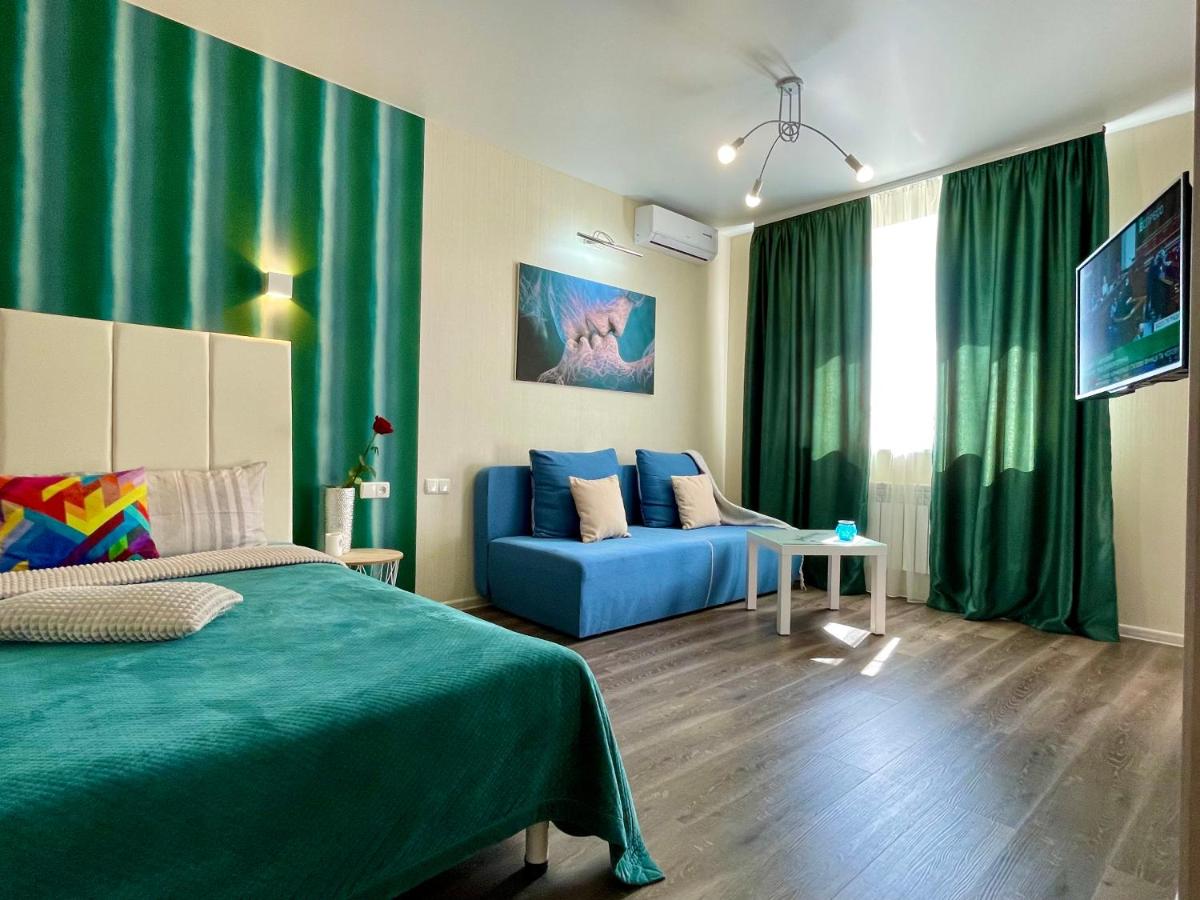 Green apartments on Kotsyubinsky Avenue - Housity