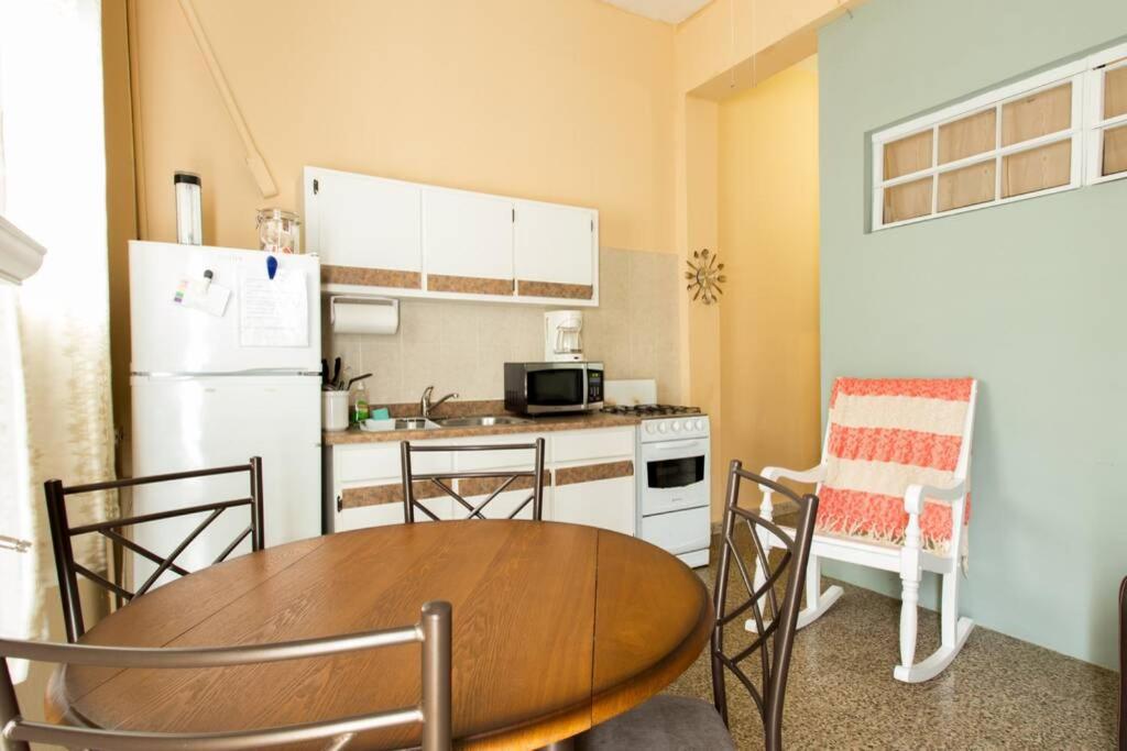 Comfortable and Affordable Deal Close to Beach and Rainforest - Housity