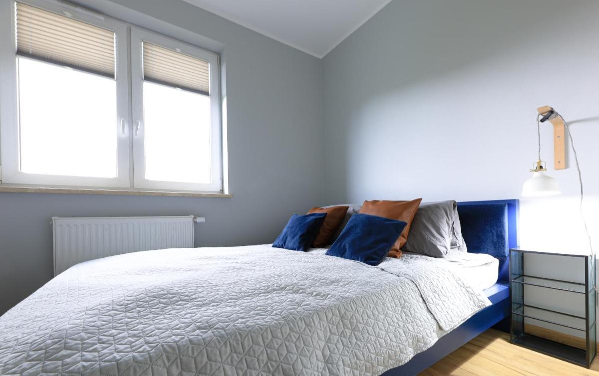 Sea Zone Climatic apartament by the bay - Housity