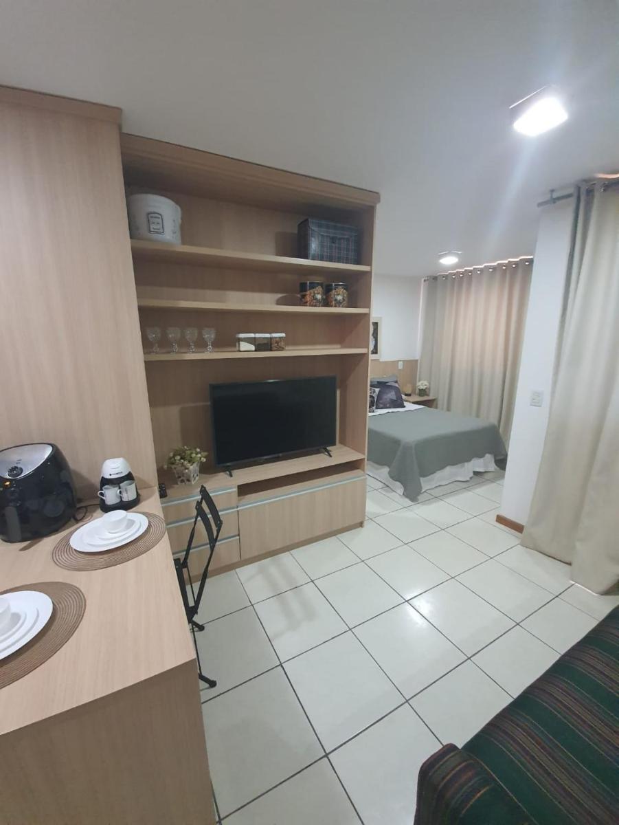 Flat no Life Resort com vista incrível do Lago - Housity