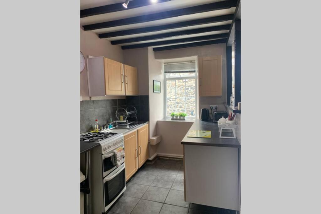 Historic and Characterful Old Prison Holiday Home. - Housity