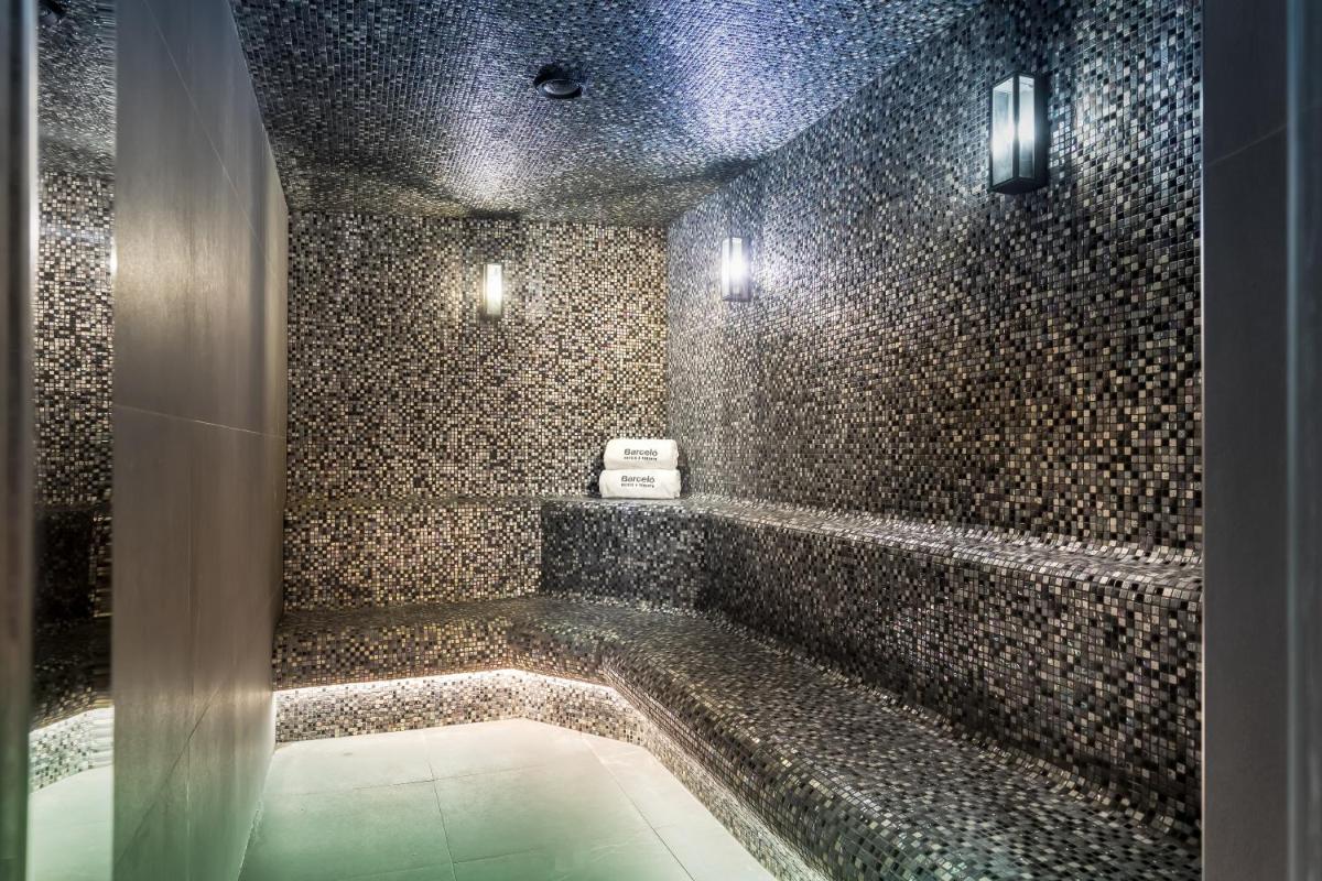 Un baño de Barceló la Nucía Hills