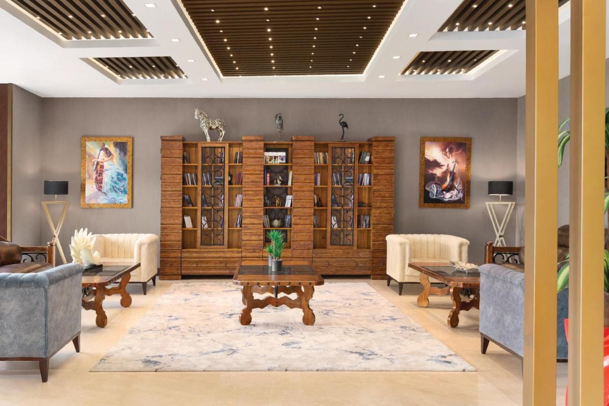Days Hotel by Wyndham Istanbul Maltepe - Housity