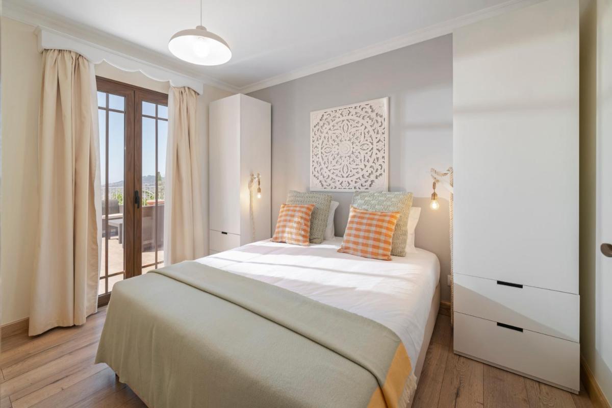 Casa do Cavalo das Florenças by An Island Apart - Housity