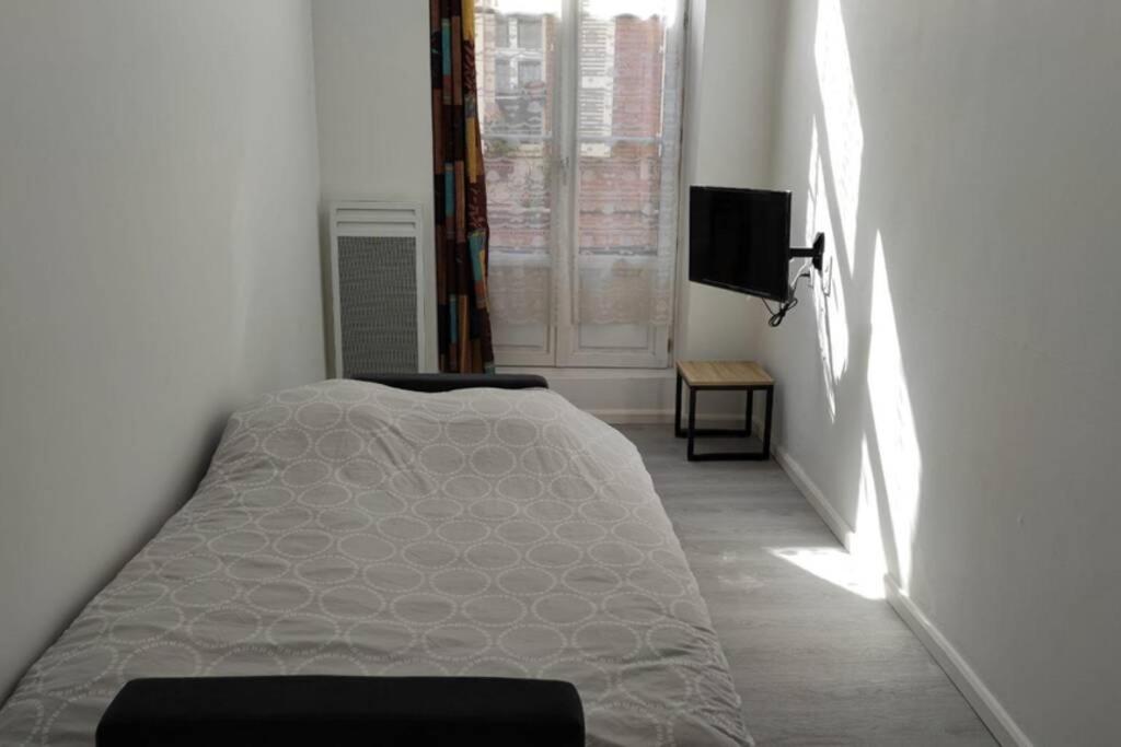 Saint Etienne Studio Lot 4 - Housity