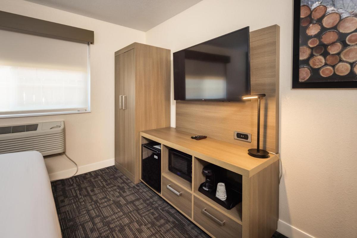 Comfort Inn Hayward - Oakland South - Housity