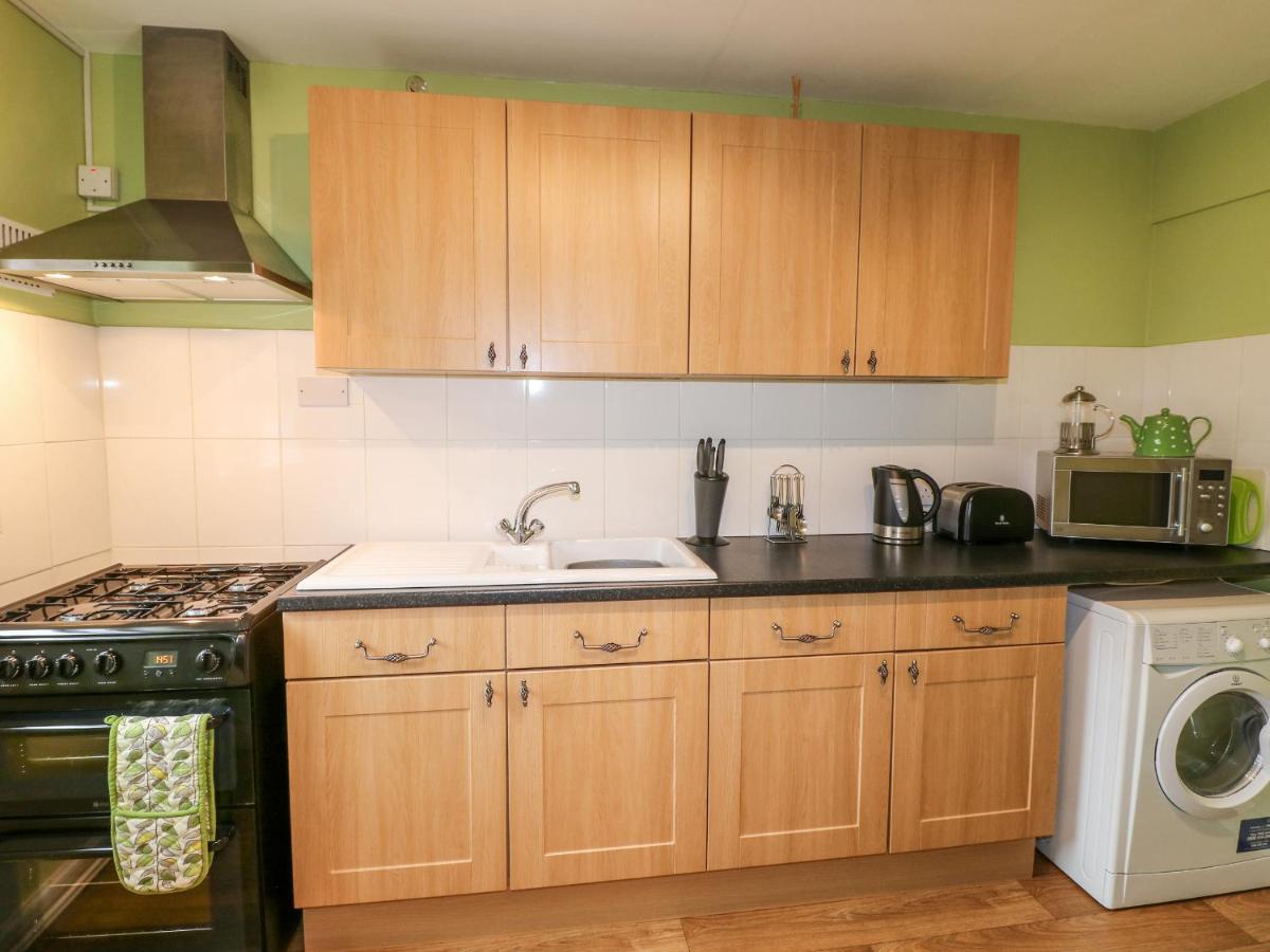 Grayz Studio - Housity