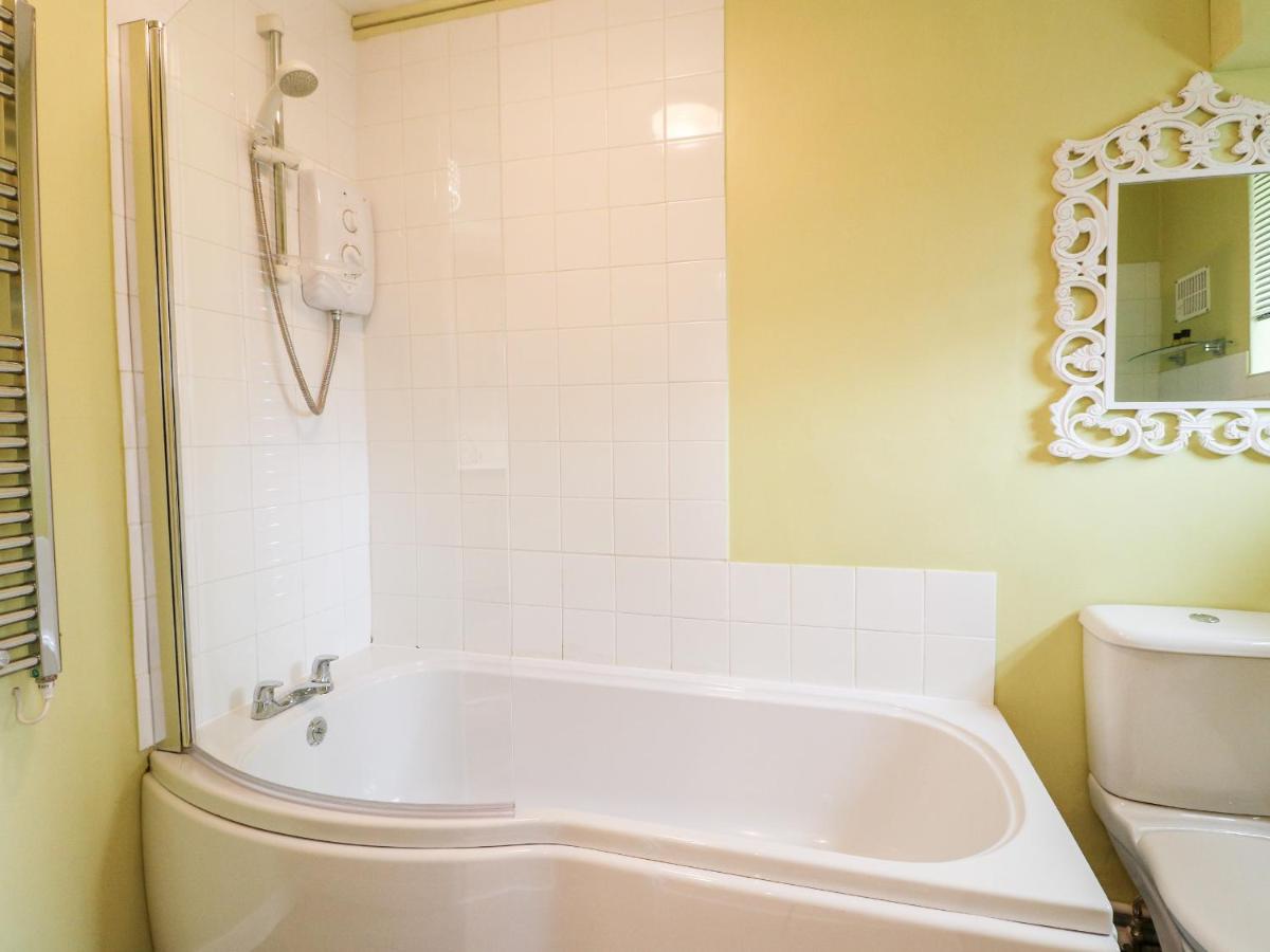 Grayz Studio - Housity