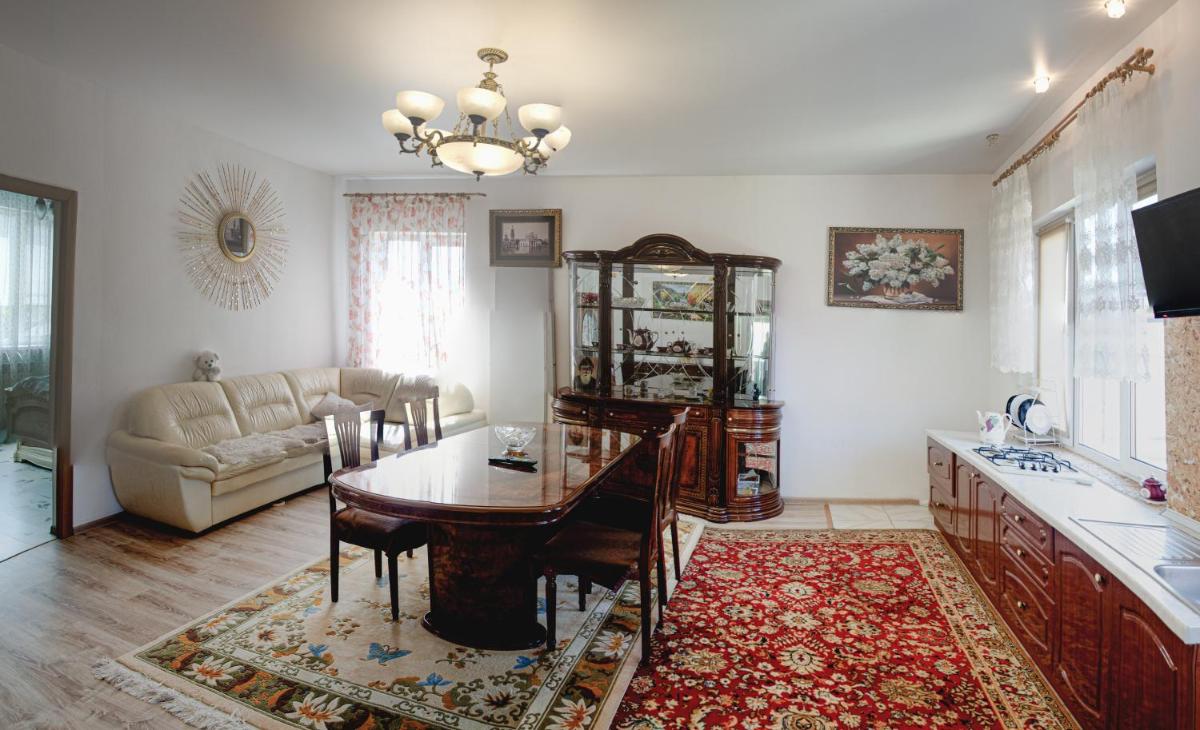 Guest house on Sadavaya 19 - Housity