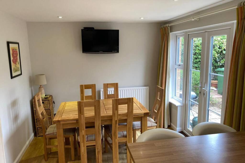 Stylish and modern home in Uppingham, Rutland - Housity