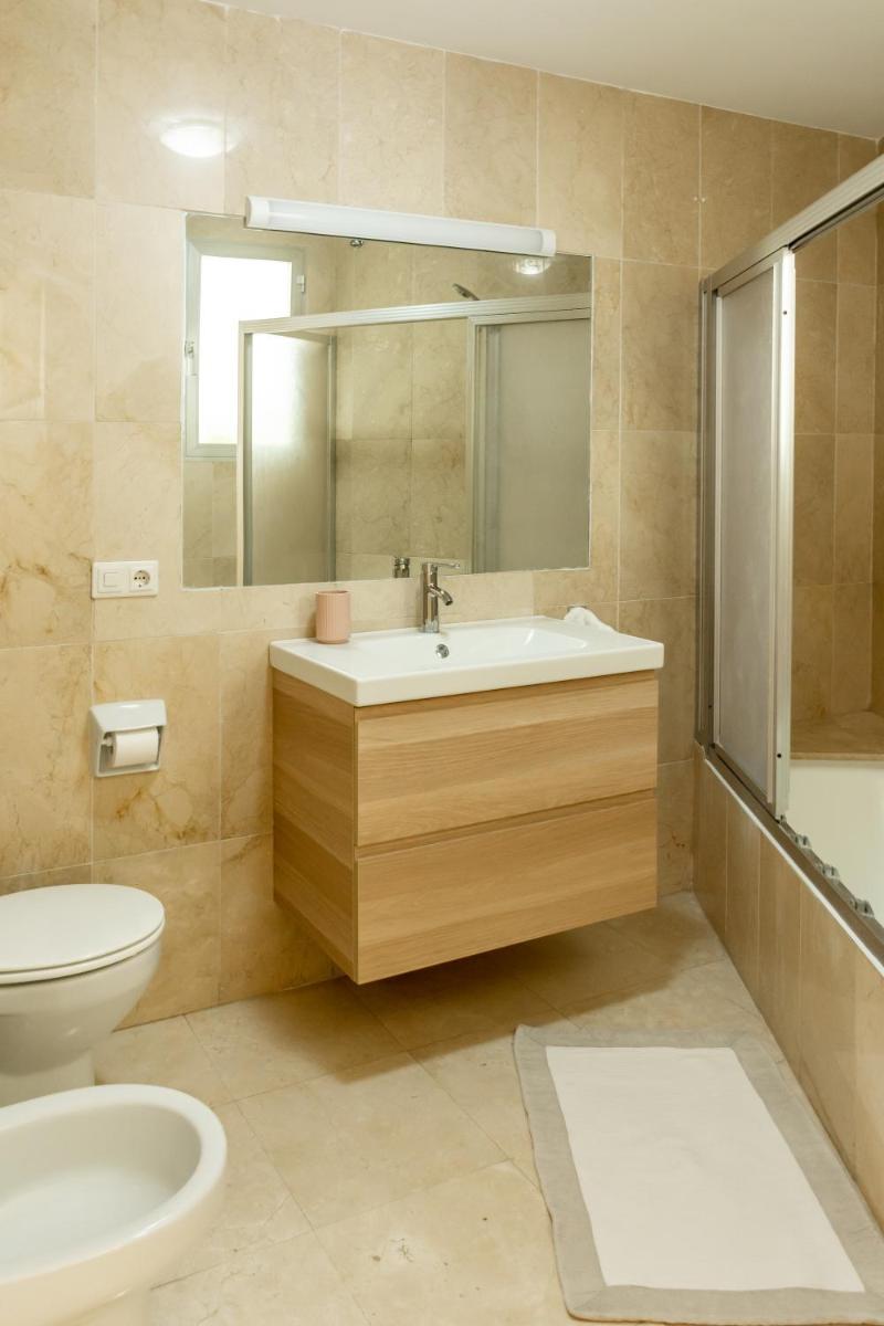 Suitetrails - Guadalmina Beach Holidays Suite Apartment,