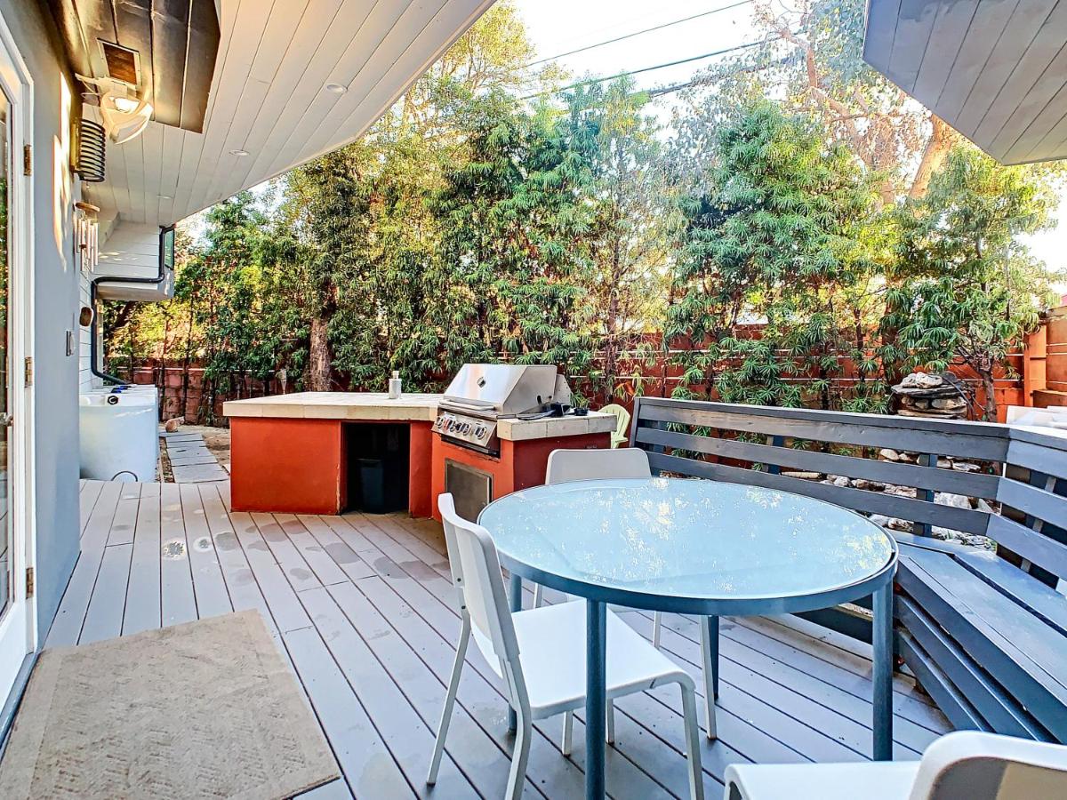 Venice Beach Delight - Housity