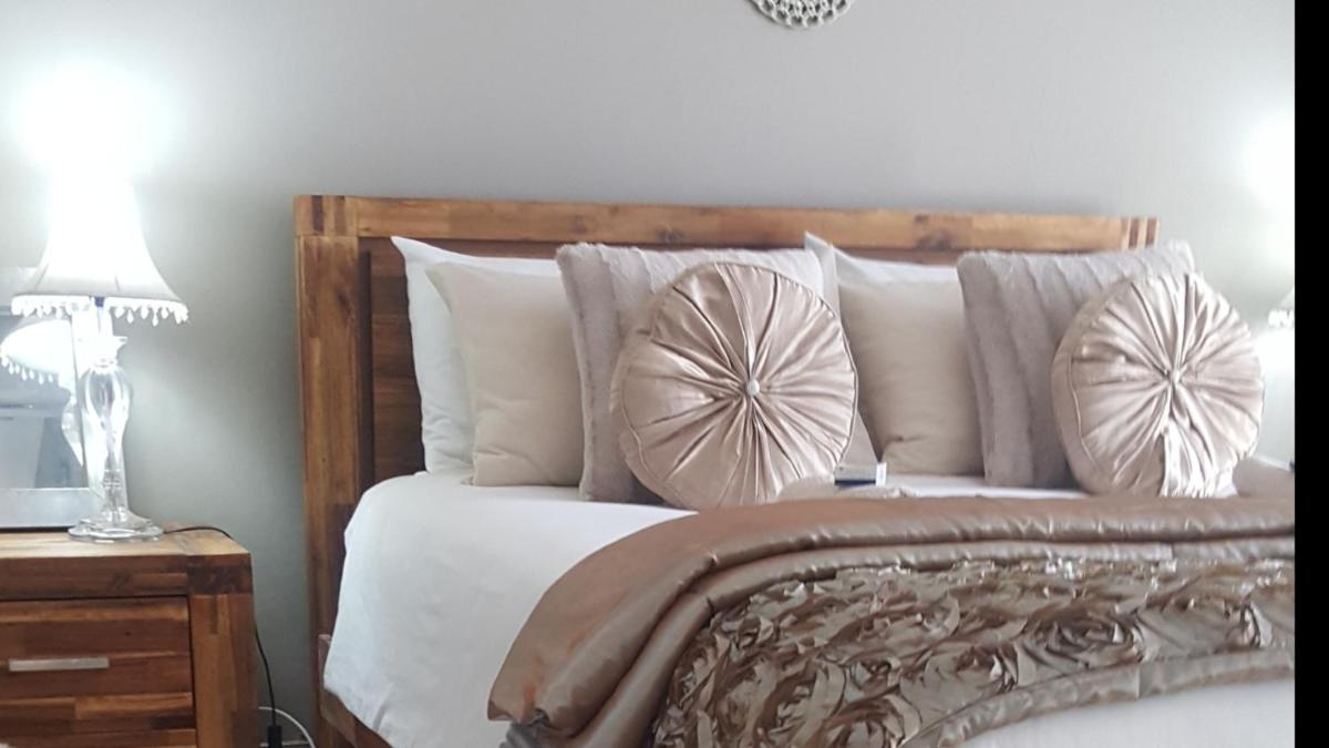 Caza Blanca Apartments ( La como Lifestyle Estate) - Housity