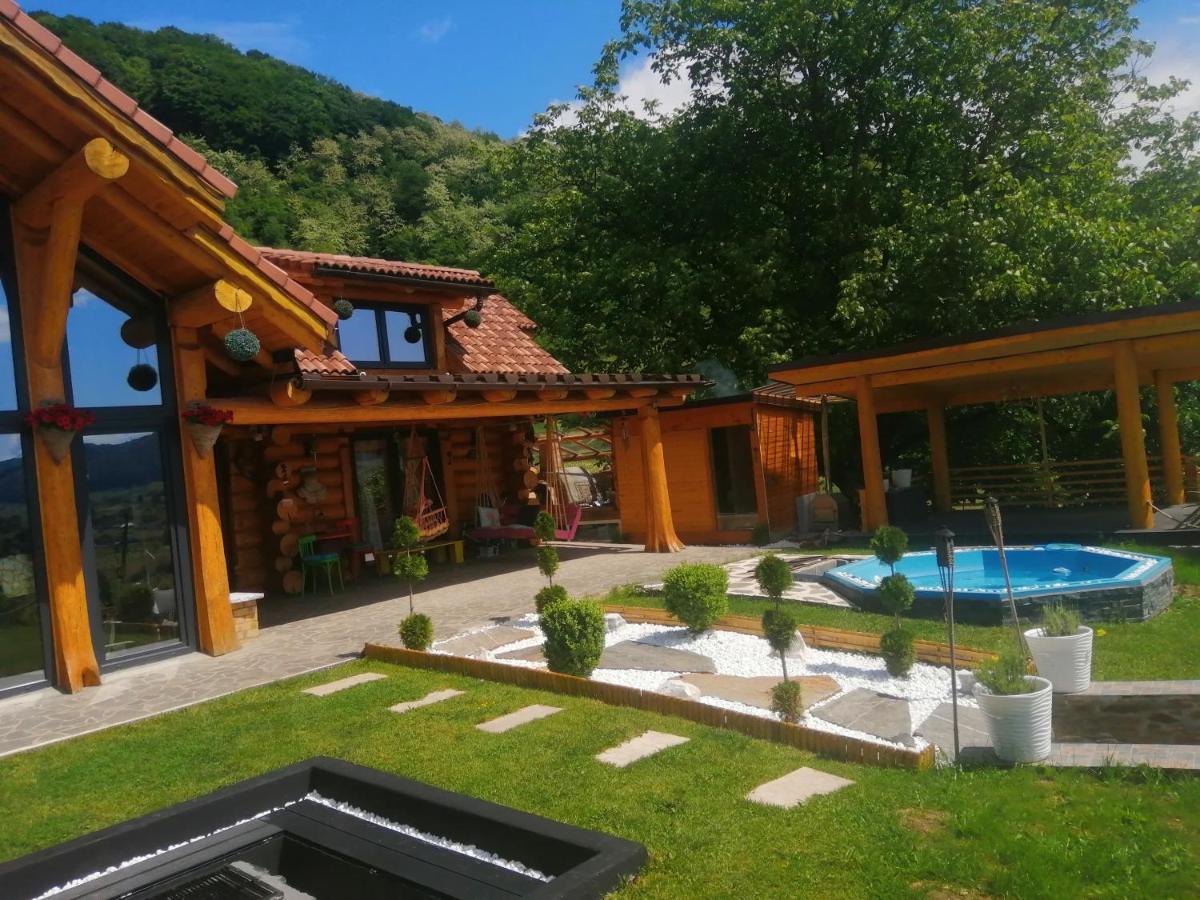 Cabana Rohia - Housity